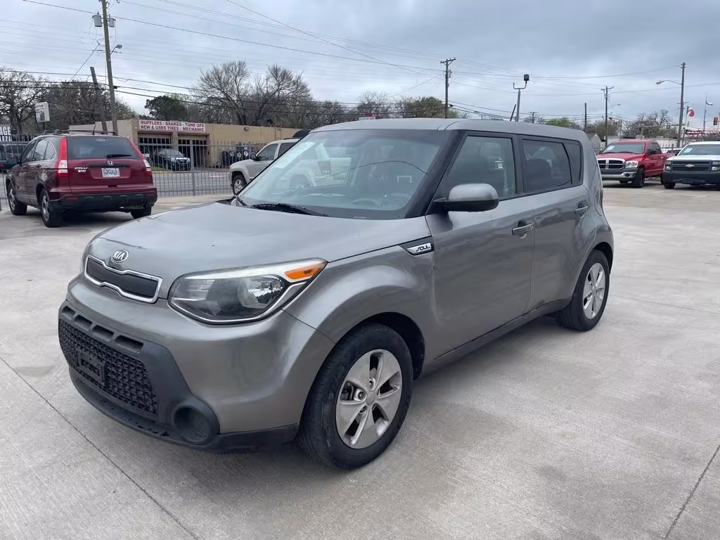 2015 Kia Soul - KNDJN2A29F7137973 - Image #1